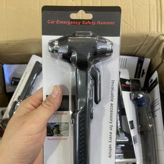 (BÁN SỈ) [F35 8in1 Mới] Đèn Pin F35 LED Laser 6 Chế Độ Sáng, Còi Báo Động, Phá Kính, Cắt Dây An Toàn, Kháng Nước,Zoom Xa,Sạc USB
