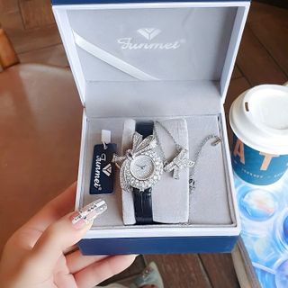 SET ĐỒNG HỒ NỮ CHÍNH HÃNG FUNMEI F1400 DÂY DA MẶT NƠ ĐÍNH ĐÁ CZ FULLBOX TEM HÃNG