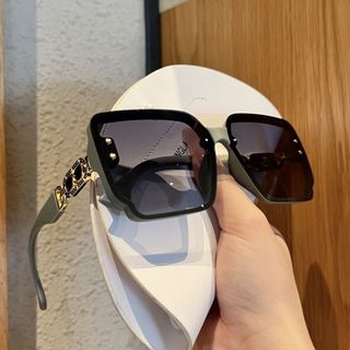 Kính Râm Nữ Luxury Gọng Vuông Thời Trang TT39
