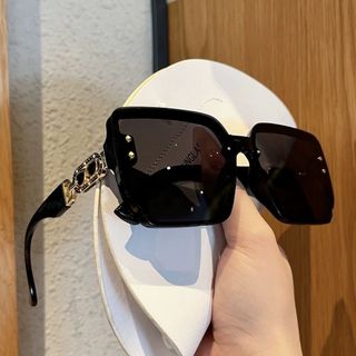 Kính Râm Nữ Luxury Gọng Vuông Thời Trang TT39