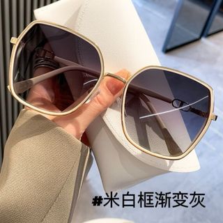 Kính Râm Fashionista Sang Trọng Cao Cấp TT65