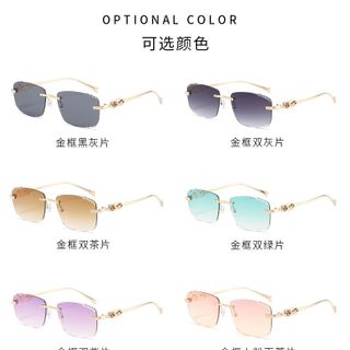 Kính Mắt Nữ Luxury Style Đính Logo Cao Cấp TT67