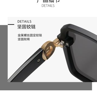Kính Mắt Vuông Luxury Đen Vàng Cao Cấp TT73