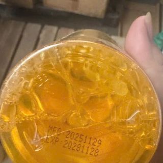 THANH LÝ 567 chai Nước tẩy trang vitamin C  Date 11/2028 Thùng 48 chai