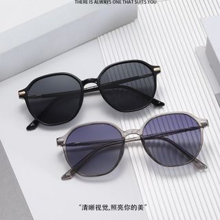 Kính Mát Oversize Thanh Lịch Sang Trọng TT77