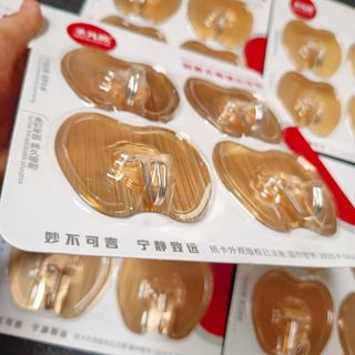 Vỉ 4 Móc Dán Táo Tráng Bạc Siêu Dính