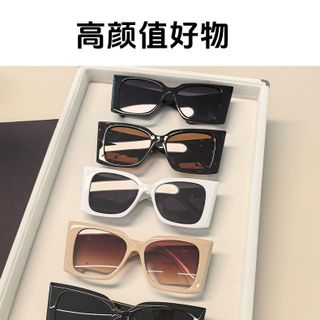 Kính Mắt Vuông Fashionista Cao Cấp TT96