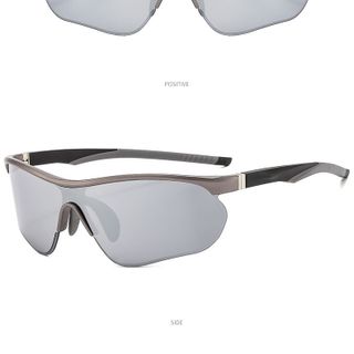 Kính Râm Thể Thao Futuristic TT116
