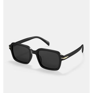Kính Mắt Square All Black Luxury TT107