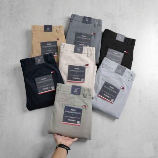 Quần kaki dài nam. Chất vải 98% cotton dày dặn đanh mịn 2% sợi Spandex co giãn thoải mái.