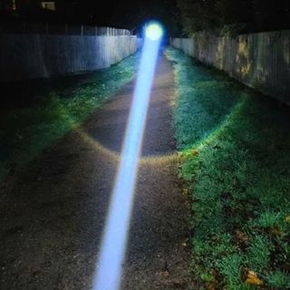 ĐÈN PIN SIÊU SÁNG ZOOM XA BX57