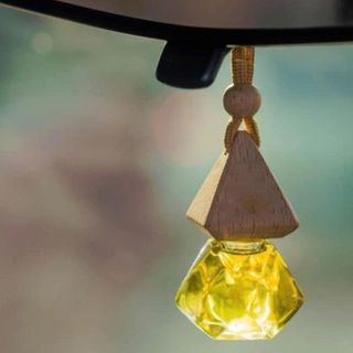 TINH DẦU CHANH SẢ TREO XE Ô TÔ (T300)