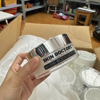 HỘP ĐỰNG KEM BODY FACE CAO CẤP CÓ HỘP GIẤY