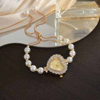 Đồng Hồ Nữ Đính Đá Trái Tim Sang Trọng ĐH56