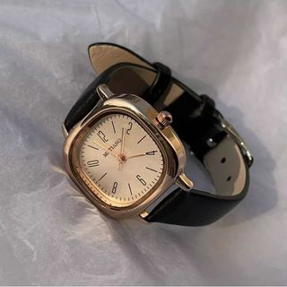Đồng Hồ Nữ Mặt Vuông Rose Gold Elegant ĐH55