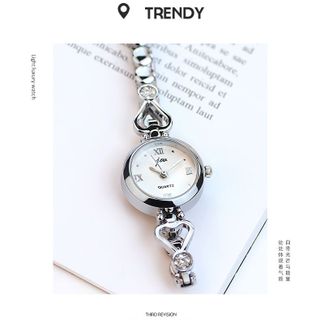 Đồng Hồ Nữ Lắc Tay Tiểu Thư Sang Trọng ĐH57