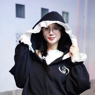 Áo Khoác Nữ Chất Nỉ Bông , Nón Và Tay Aó Phối Ren
