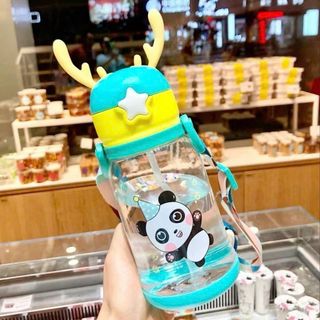 Bình nhựa đựng nước cho bé hình hươu 600ml