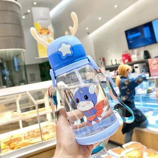 Bình nhựa đựng nước cho bé hình hươu 600ml