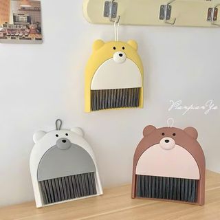 BỘ KI 3 CHÚ GẤU QUÉT DỌN BÀN HỌC Size (16x17)cm