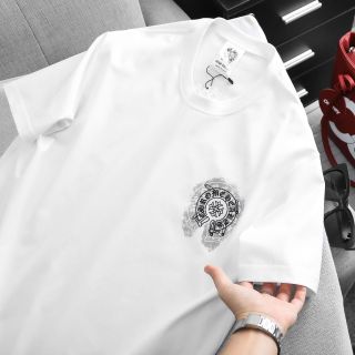 Áo thun nam. Chất vải Cotton 100%, mềm mịn co giãn, chống nhăn, Thấm hút mồ hôi tốt.  Hình in lụa cao cấp.