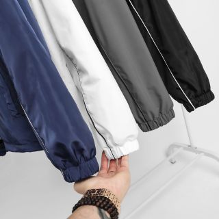 Áo Khoác Thời Trang nam.  Vải xịn hàng chuẩn, nón rời  chất dầy mịn.