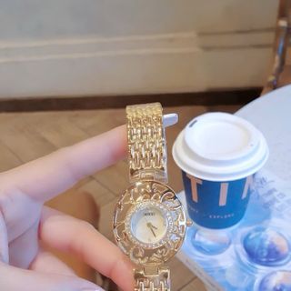 SĂN SALE MÙA HÈ ĐỒNG HỒ NỮ THỜI TRANG GUECS MẶT HOA VĂN