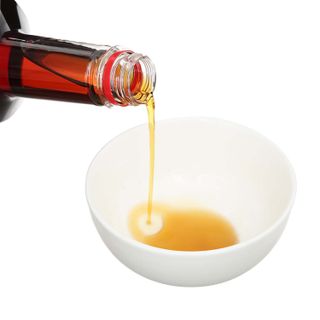 Nước mắm Nam Ngư cá cơm tươi ngon Chin-su - Chai 900ml