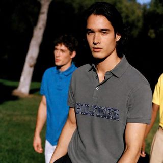 POLO nam. Full 3 Colors Chất liệu vải COTTON Pique hãng xịn, sợi vại mịn mướt vừa, mặc lên fom dáng đứng rất đẹp.