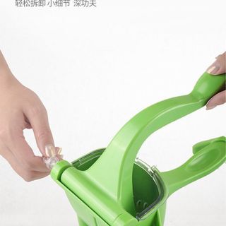 Dụng Cụ Ép Trái Cây Nhà Bếp Thông Minh STT216