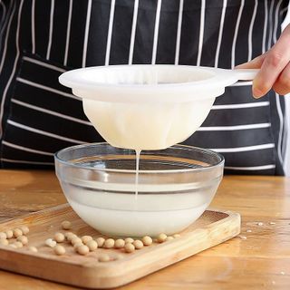 RÂY LỌC SỮA HẠT VẢI MỊN CÓ TAY CẦM – DỤNG CỤ LỌC SỮA ĐẬU NÀNH, YẾN MẠCH, NƯỚC ÉP ĐA NĂNG STT285