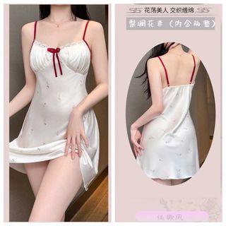 Váy ngủ hai dây lụa