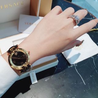 ĐỒNG HỒ NỮ CAO CẤP VERXACE REVIVE MIRRO DÂY DA MẶT BÓNG