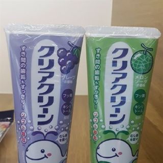 Kem đánh răng cho trẻ em Kao (lẫn vị) 70g