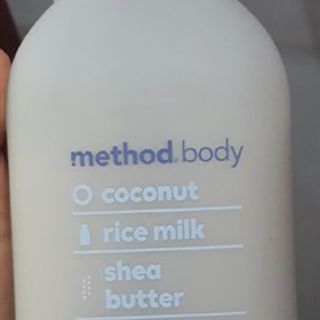 Sữa Tắm Method Simply Nourish Coconut + rice milk + Shea Butter 532ml