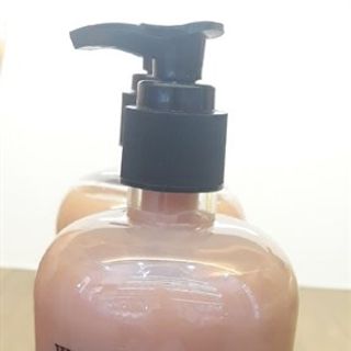 Sữa tắm Treaclemoon Warm Apple Pie Hugs 500ml (mùi táo)