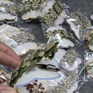 KẸP BẤM HOA XINH