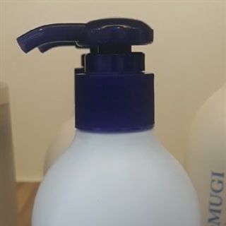 Sữa dưỡng thể Hatomugi SPF31 PA+++ - The UV milky gel 250ml