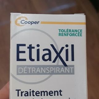 Lăn khử mùi Etiaxil màu nâu 15ml