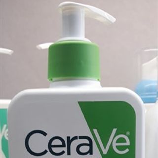 Sữa rửa mặt CeraVe Hydrating Facial Cleanser 355ml