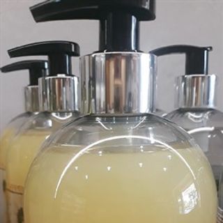 Rửa tay diệt khuẩn Hand Wash Summer Honey(màu vàng)500ml