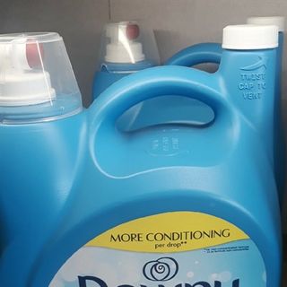 Nước xả vải đậm đặc Downy Ultra April Fresh 4.88L