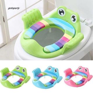 LÓT BỒN CẦU ẾCH CHO BÉ CÓ TAY VỊN