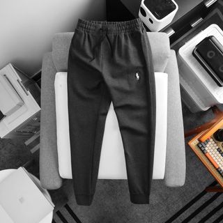 Jogger Basic nam.  Chất vải Bc xịn cực đẹp.