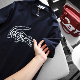 Áo thun chất cotton 100% 4c cao cấp nam, đường may tỉ mỉ chuẩn xuất khẩu.