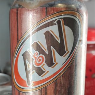 Nước ngọt xá xị A & W 355ml