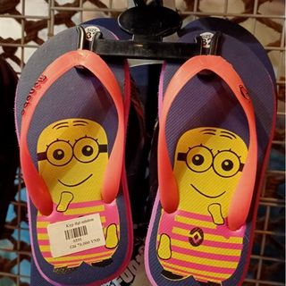 Kẹp đại minion