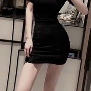 🔥 HOT TREND 2026 – ĐẦM BODY CỔ U TÔN DÁNG CỰC ĐỈNH