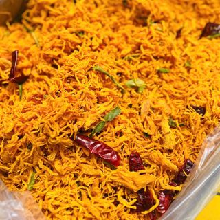 Khô Gà Lá Chanh Thơm Cay, Cực Cuốn Vị Giác 500g