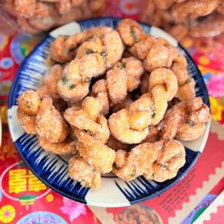 BÁNH QUAI CHÈO, BÁNH QUẨY XOẮN CỦA TUỔI THƠ 500G - WINNIE HOUSE
